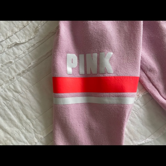 This is a Pink jacket W/  the logo and detailing - Picture 7 of 8